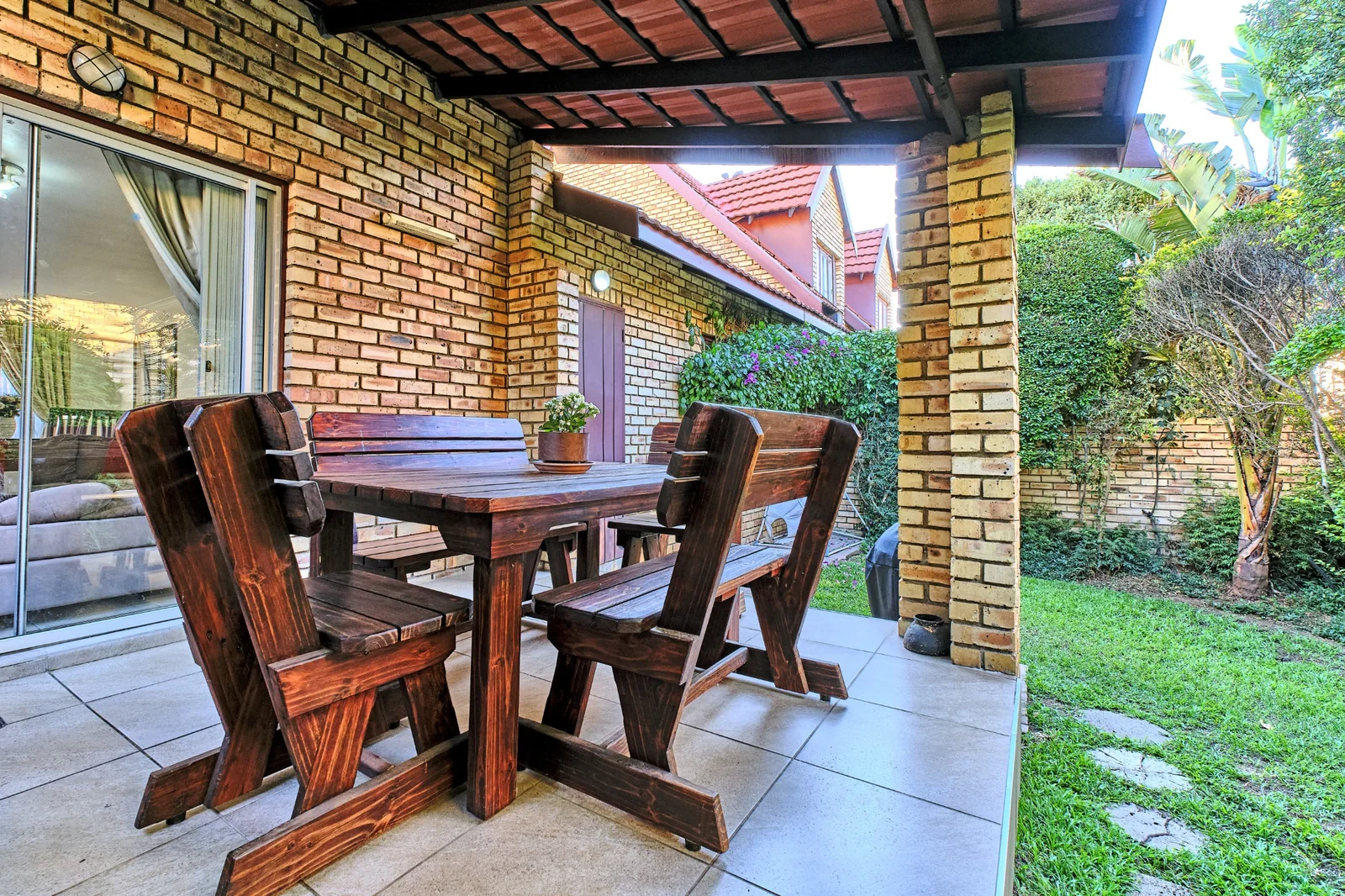 4 Bedroom Townhouse for Sale