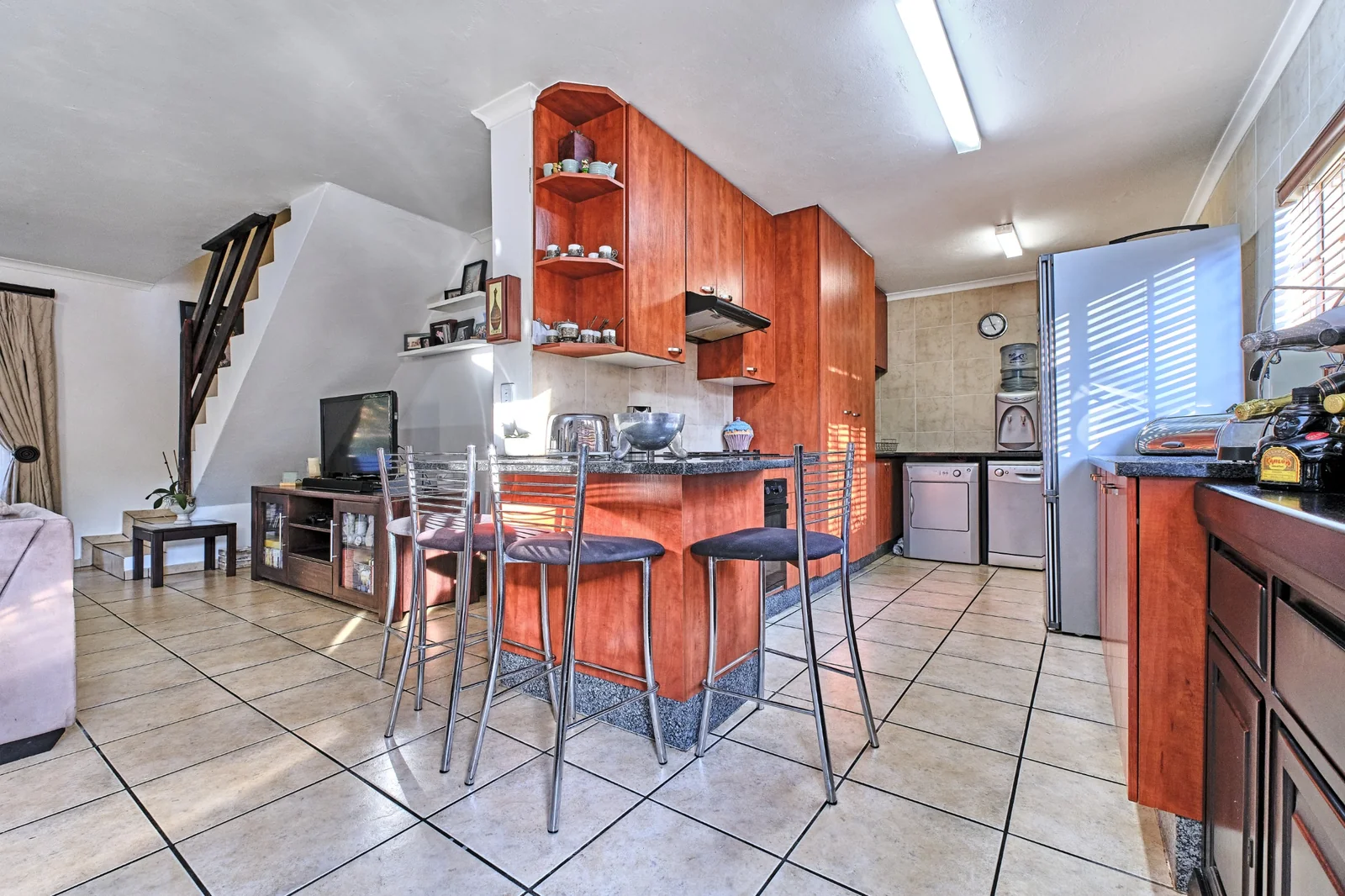 4 Bedroom Townhouse for Sale
