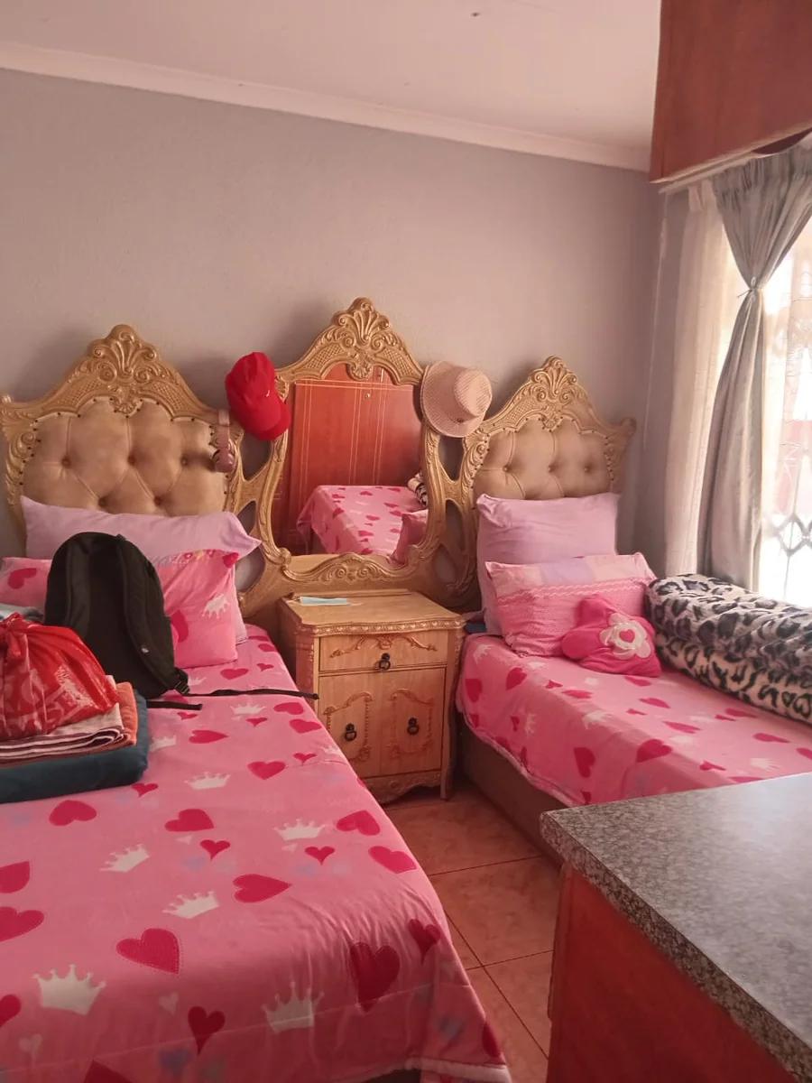 3 Bedroom House for Sale inTlhabane West