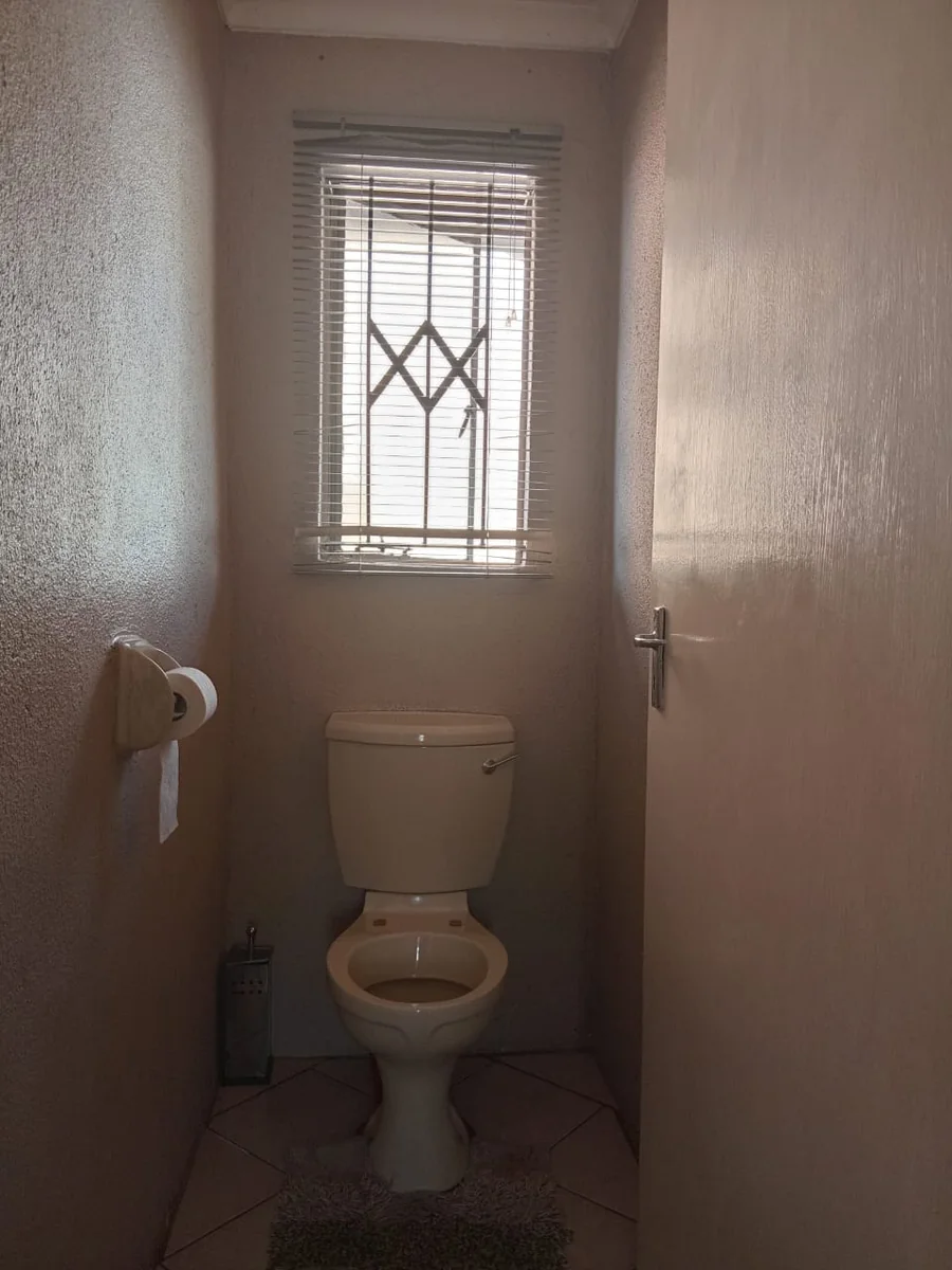 3 Bedroom House for Sale inTlhabane West