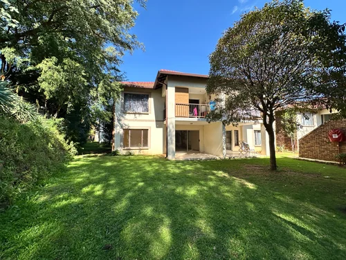 7 Krediet, Wilgeheuwel, Roodepoort