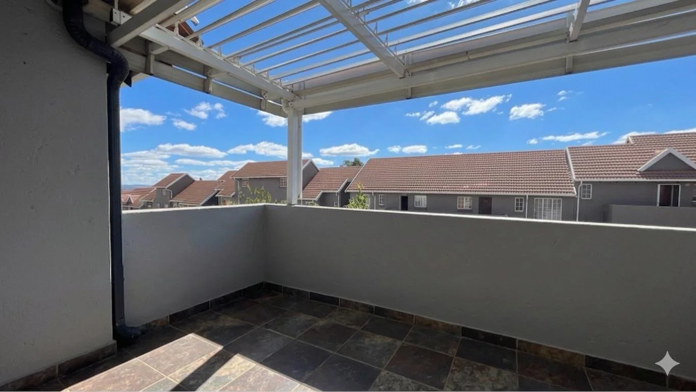 Modern 3 Bedroom Loft Apartment for Sale