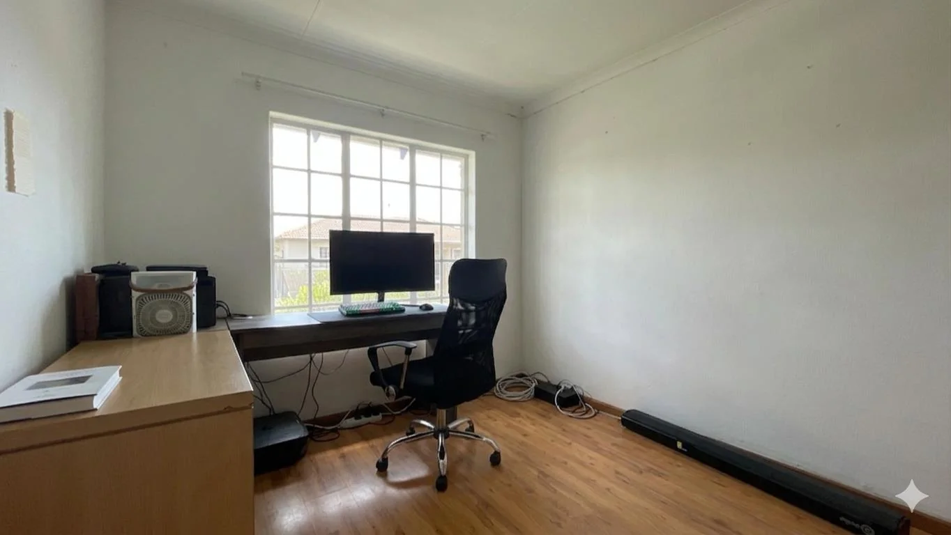 Modern 3 Bedroom Loft Apartment for Sale