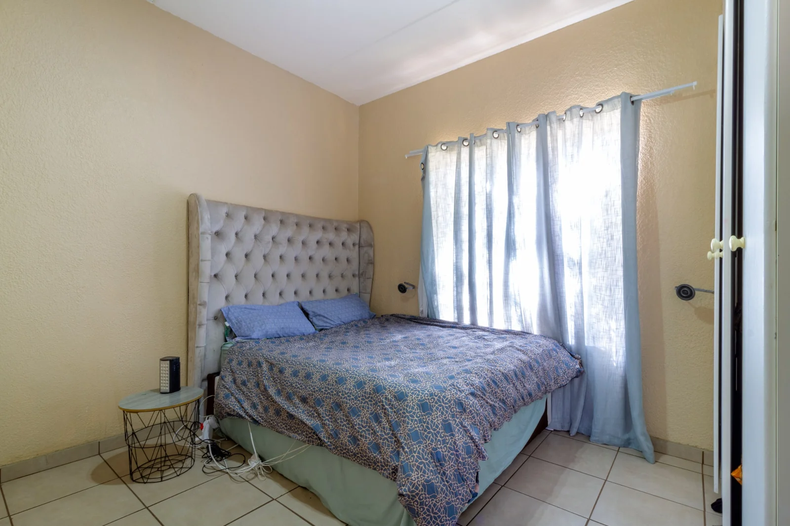 Ground floor aparment for Sale In Halfway Gardens