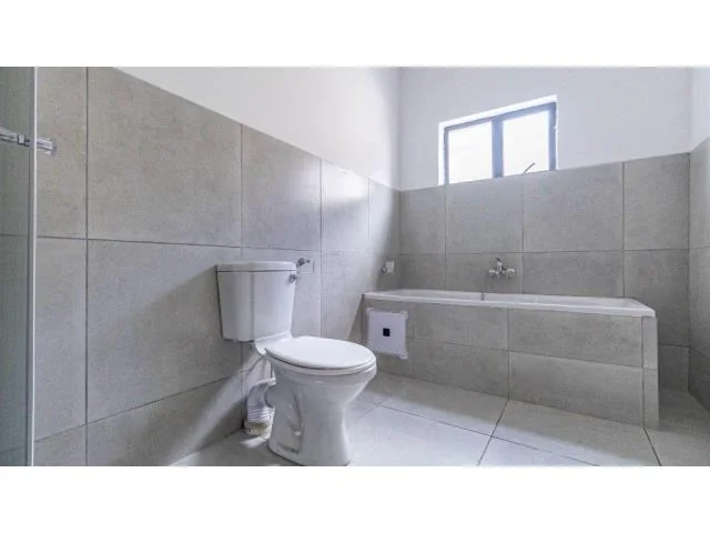 Modern 3-Bedroom Cluster Home in Bendor