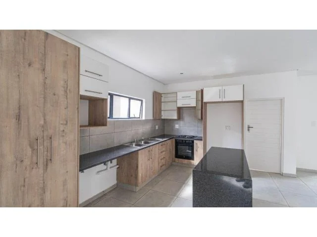 Modern 3-Bedroom Cluster Home in Bendor