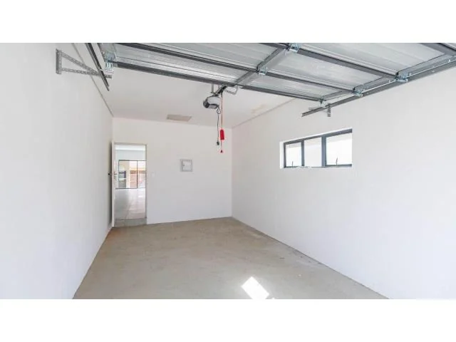 Modern 3-Bedroom Cluster Home in Bendor