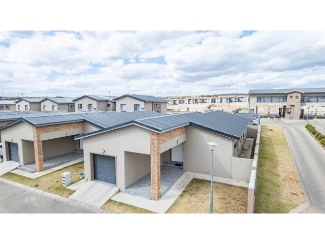 Modern 3-Bedroom Cluster Home in Bendor