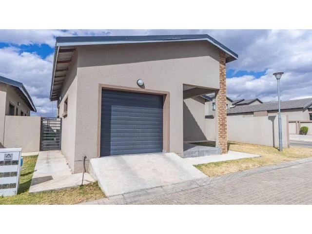 Modern 3-Bedroom Cluster Home in Bendor