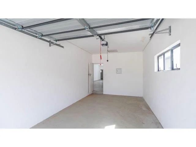 Modern 3-Bedroom Cluster Home in Bendor