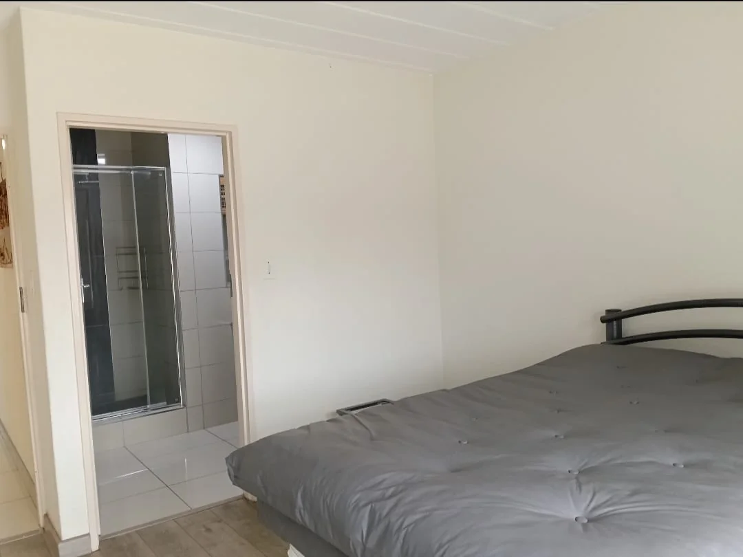 Stunning 3 bedroom townhouse at Clavadel to let.