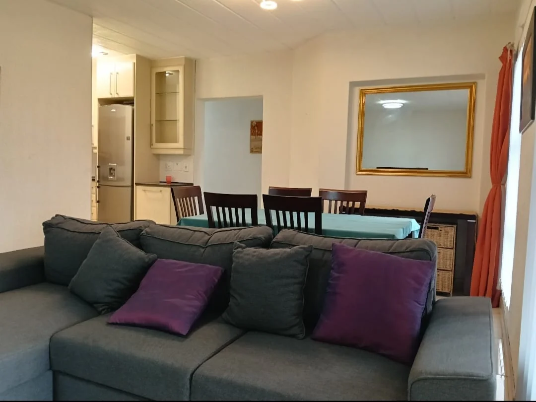 Stunning 3 bedroom townhouse at Clavadel to let.