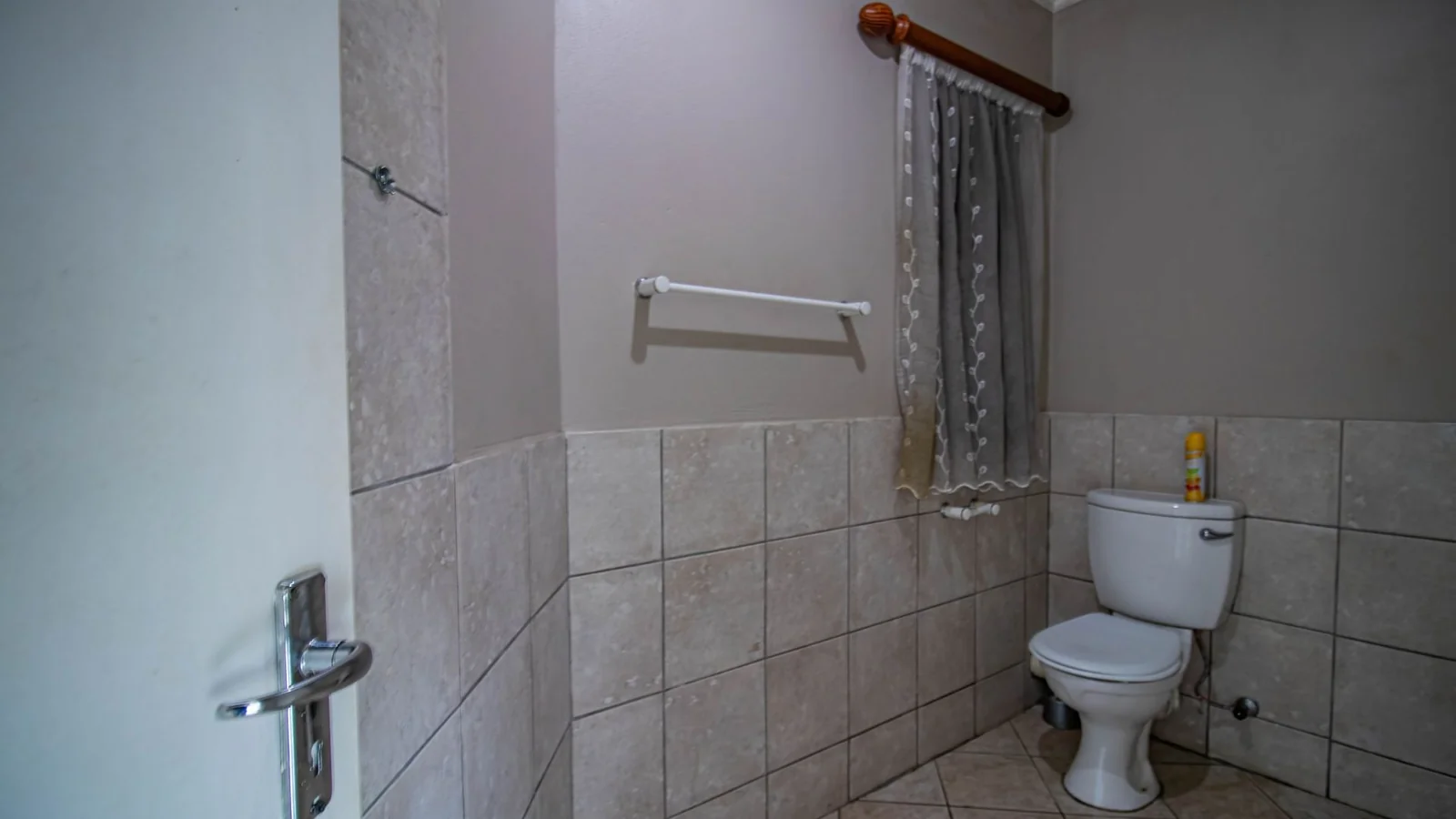 Executive 3-Bedroom Duplex Apartment | Secure Living in Carlswald/Halfway Gardens