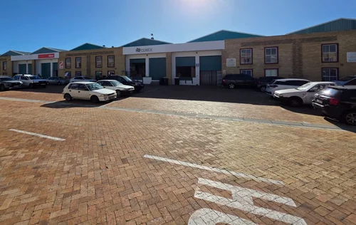452 Koeberg, Montague Gardens, Milnerton
