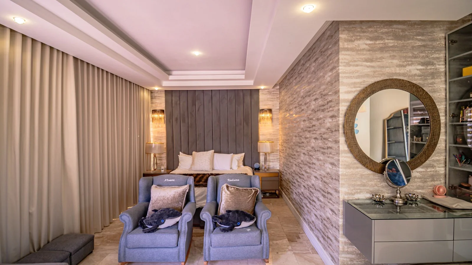 Luxury 5-Bedroom Estate Home in Blue Valley Golf Estate