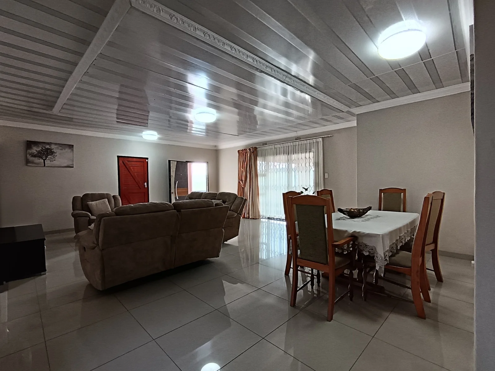 4 Bedroom home waiting for new owners.