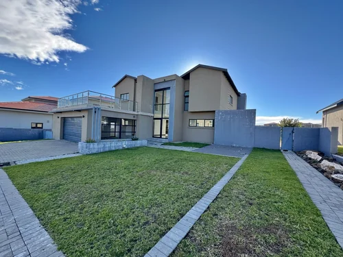 Woodland Hills Bergendal, Bloemfontein