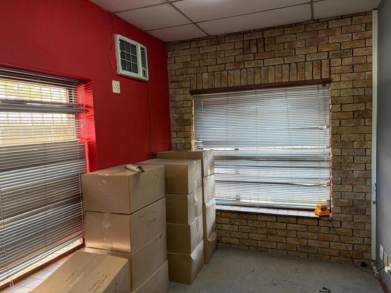 Secure offices, just under 200sqm, available to rent in Plankenburg Industrial Park, Stellenbosch