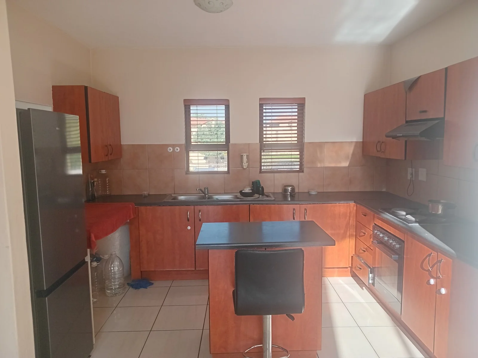 A 2 bed, 2 bath Lofty in Errand Gardens, Midrand.