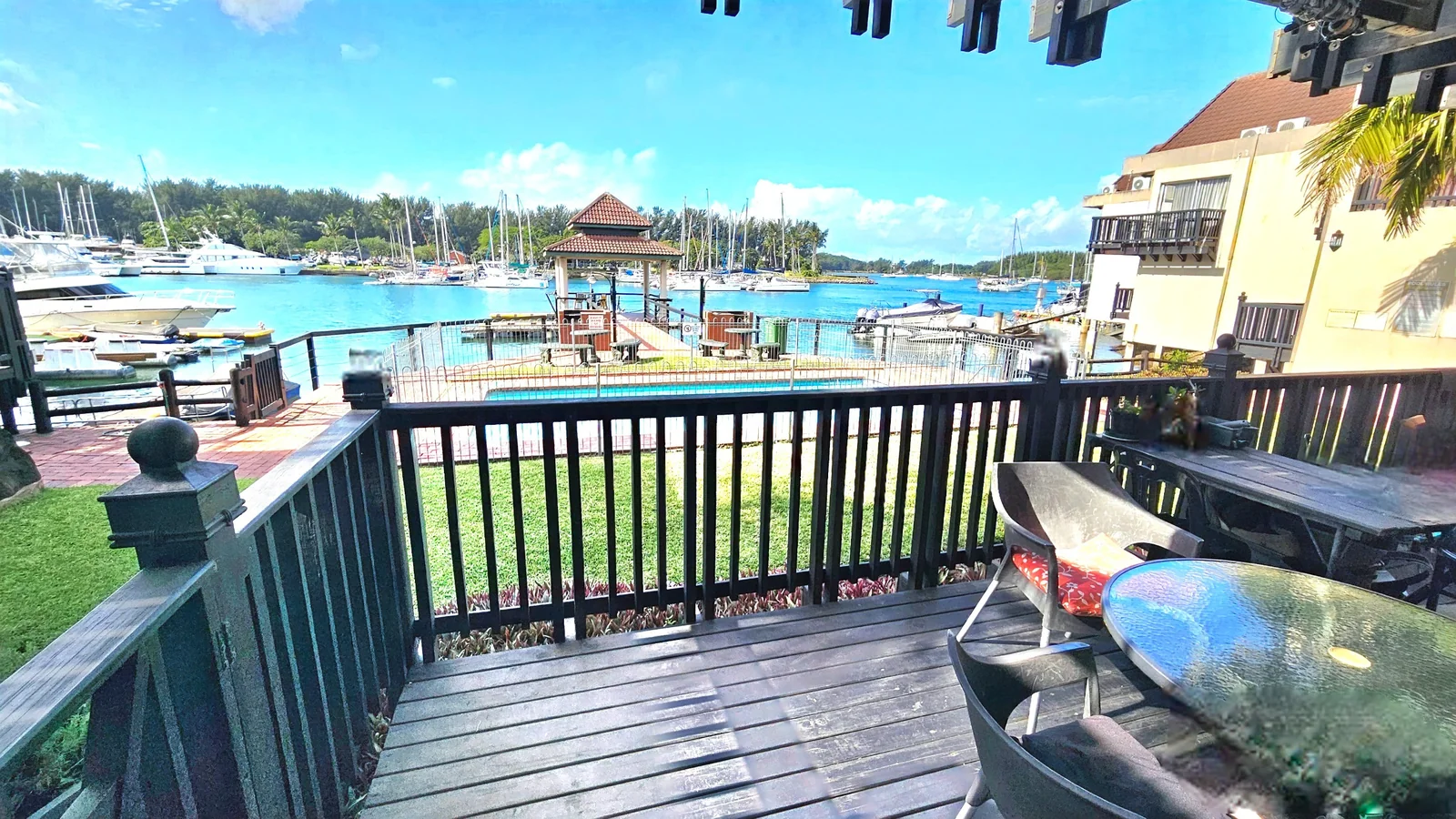 Breathtaking sea views and the fresh ocean breeze