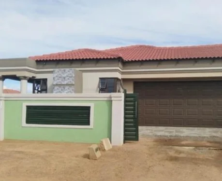 Golden Gardens, Sebokeng