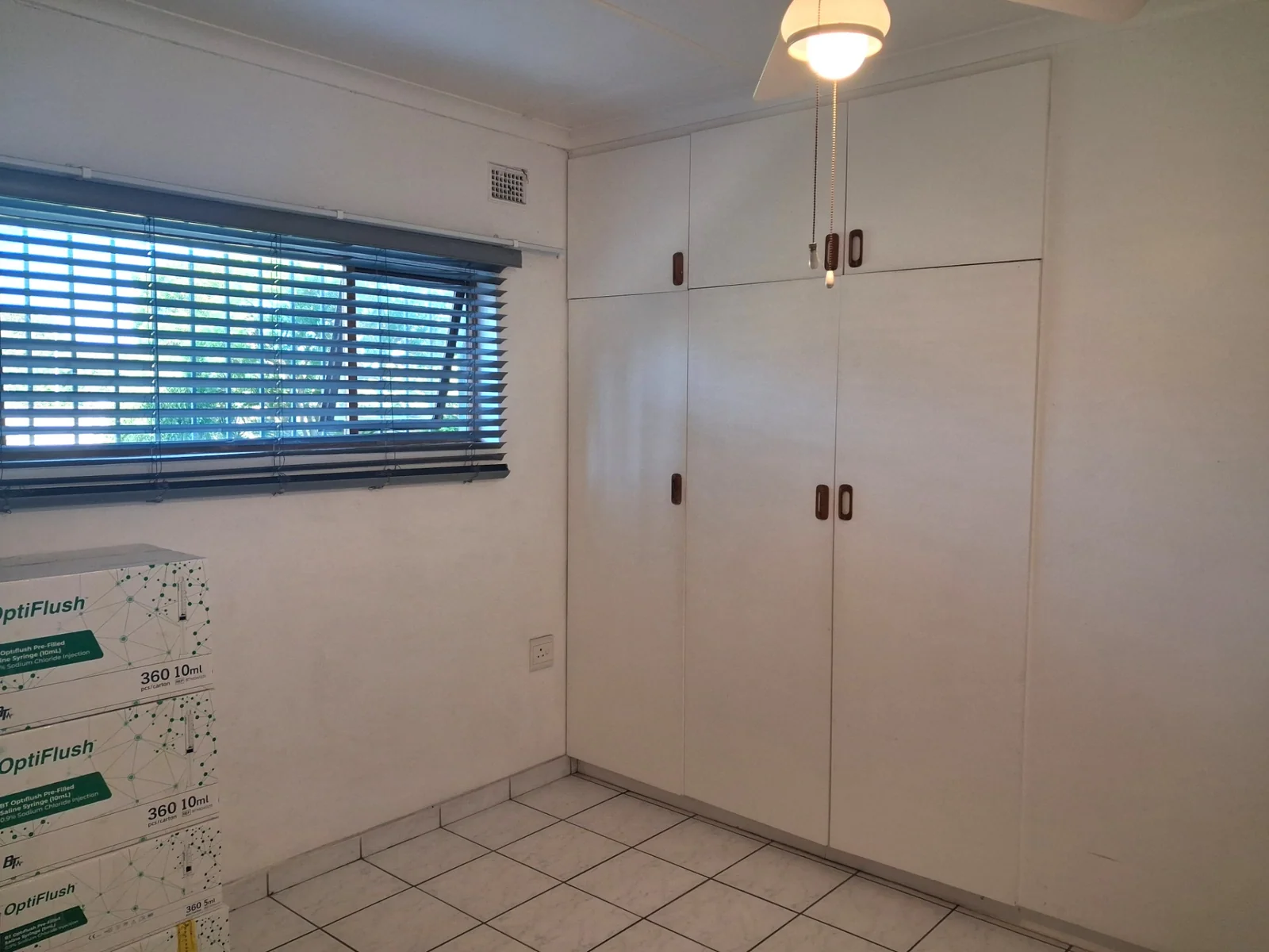 Spacious Family Home with 2 bedroom Granny Flat, Solar Backup & Exceptional Outdoor Living for sale in Veld en Vlei