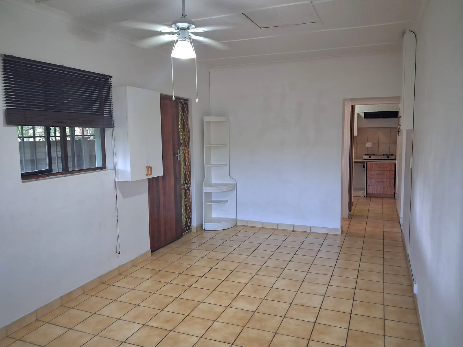 Spacious Family Home with 2 bedroom Granny Flat, Solar Backup & Exceptional Outdoor Living for sale in Veld en Vlei