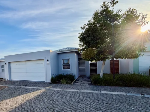 Burgundy Estate, Milnerton