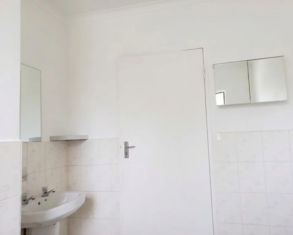Spacious 2-Bedroom, 2-Bathroom Apartment with Stunning Views in a Prime Location