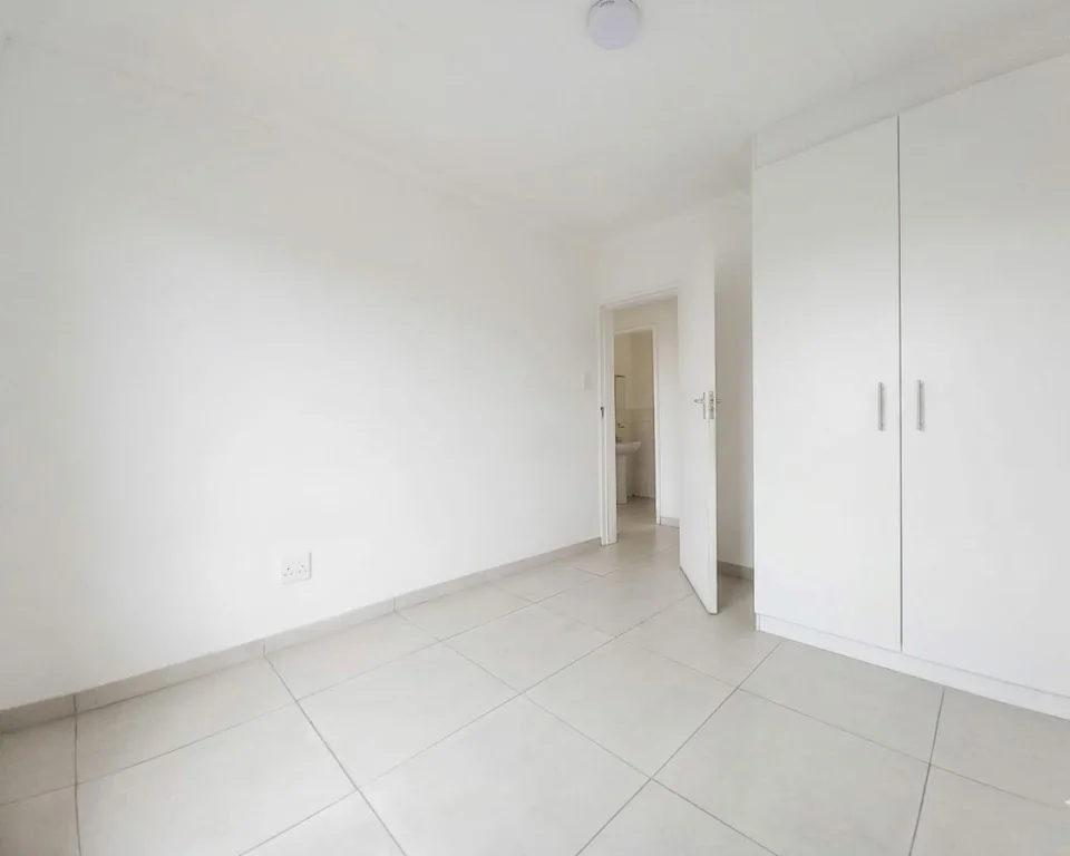 Spacious 2-Bedroom, 2-Bathroom Apartment with Stunning Views in a Prime Location
