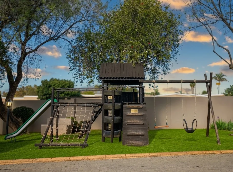 Spacious 2-Bedroom, 2-Bathroom Apartment with Stunning Views in a Prime Location