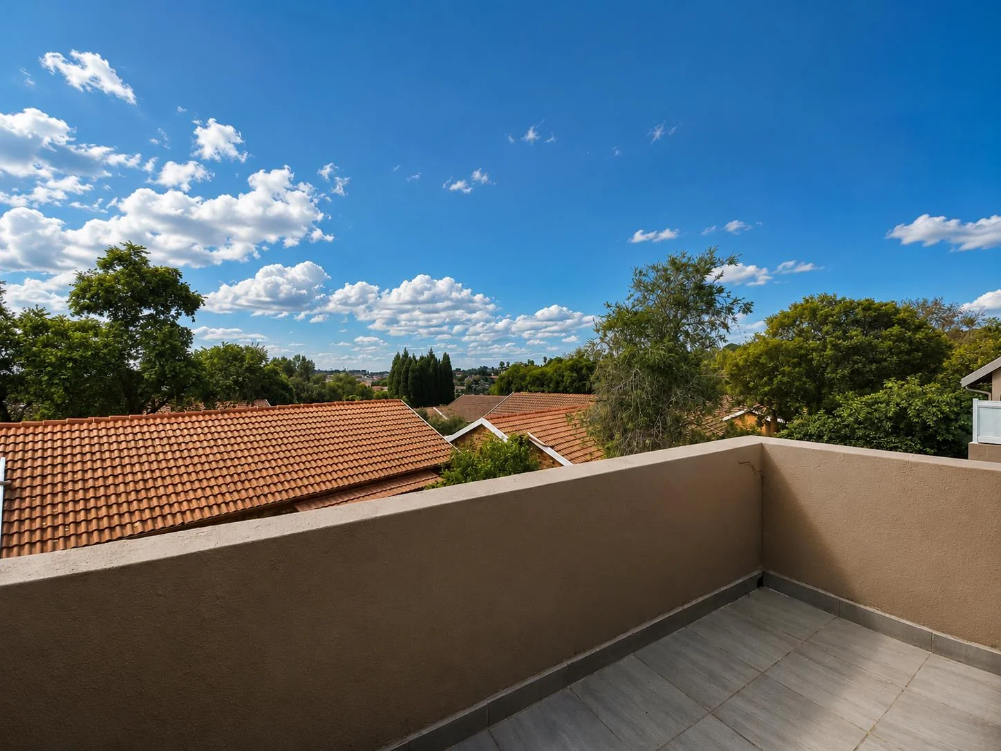 Spacious 2-Bedroom, 2-Bathroom Apartment with Stunning Views in a Prime Location