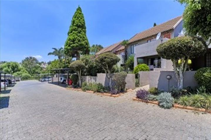 Spacious 2-Bedroom, 2-Bathroom Apartment with Stunning Views in a Prime Location