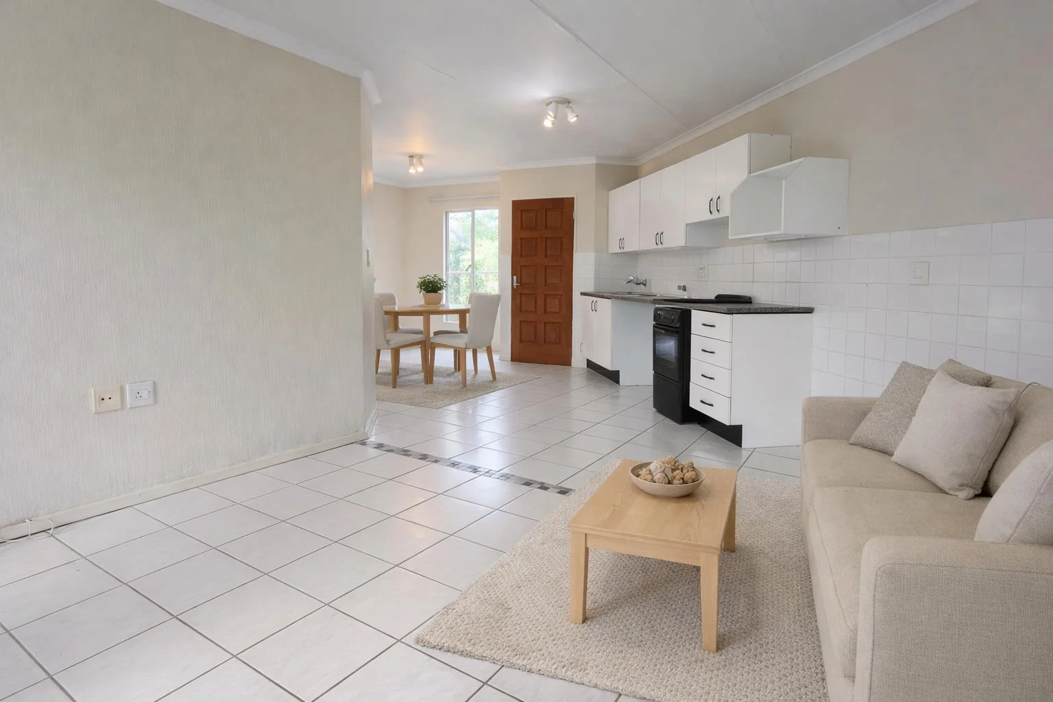 Well Priced 2-Bedroom Apartment in a sought after complex with 24 hour security