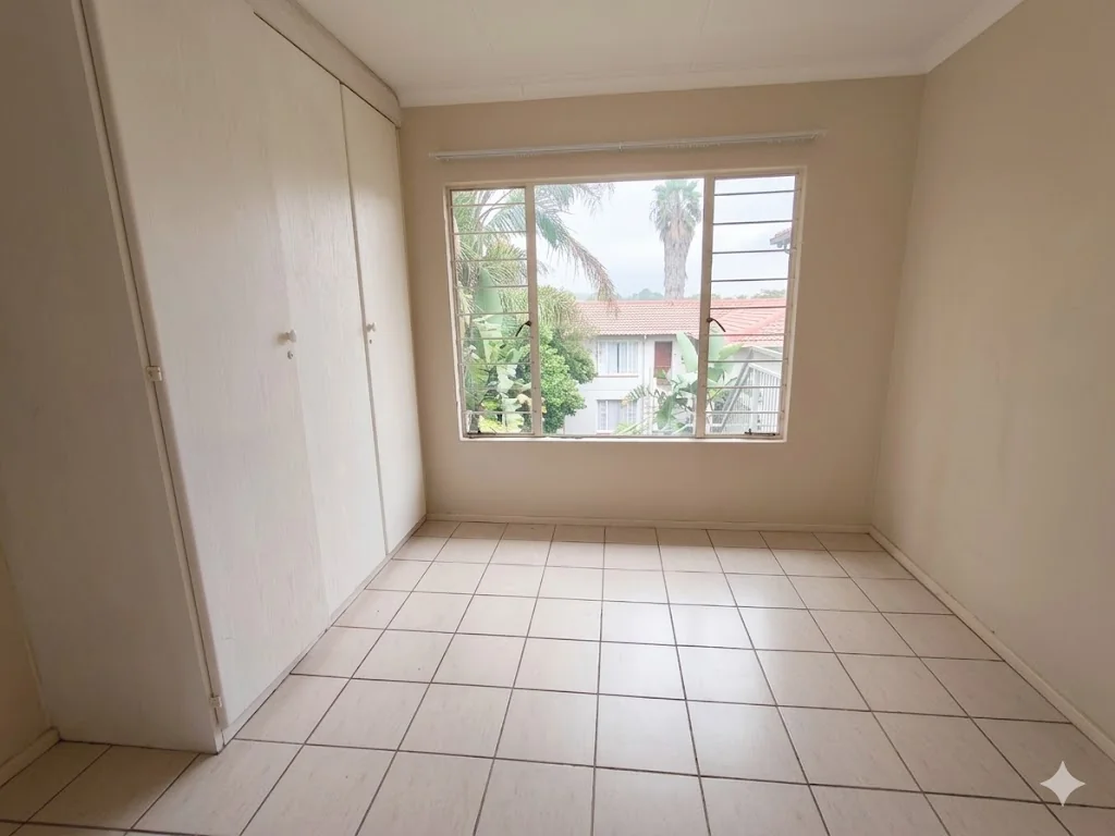 Well Priced 2-Bedroom Apartment in a sought after complex with 24 hour security