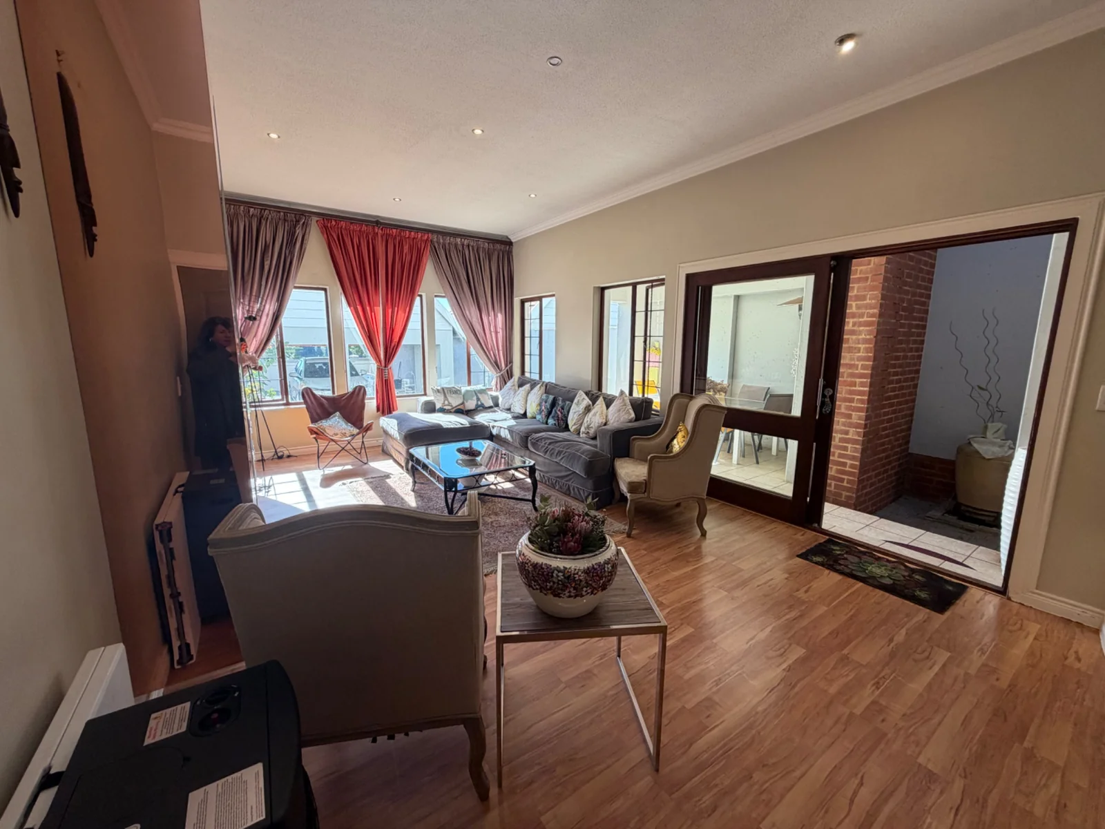 NEW LISTING ......OWN A LIFESTYLE!