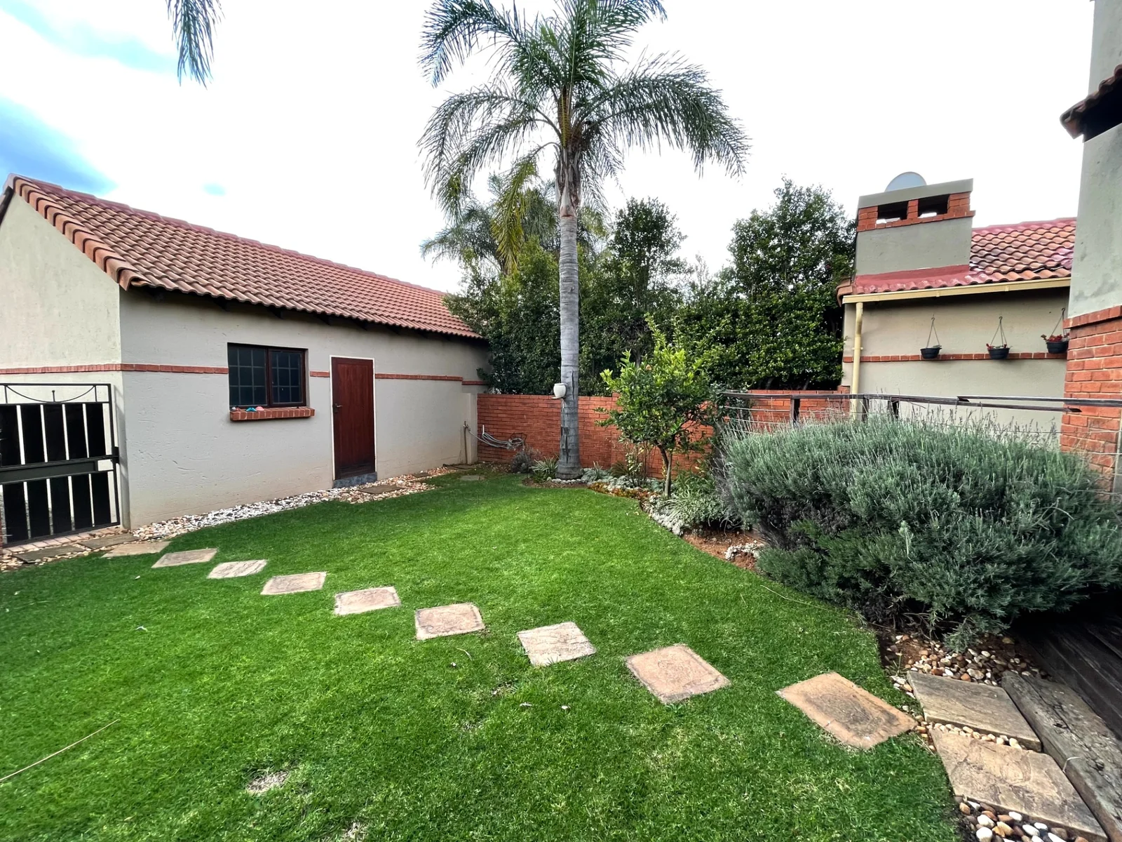 3 Bedroom Townhouse to Rent