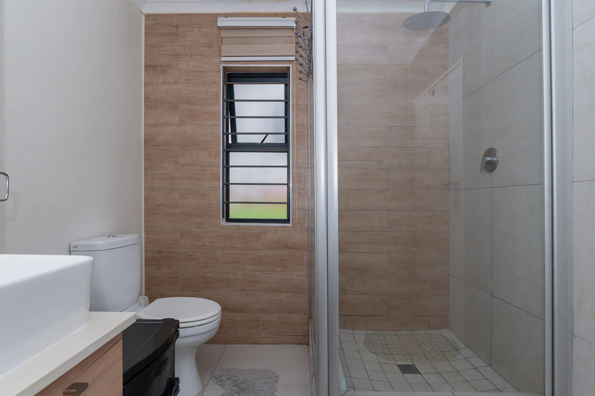 Modern Garden Apartment in Sought-After Red Ivory Lane, Modderfontein