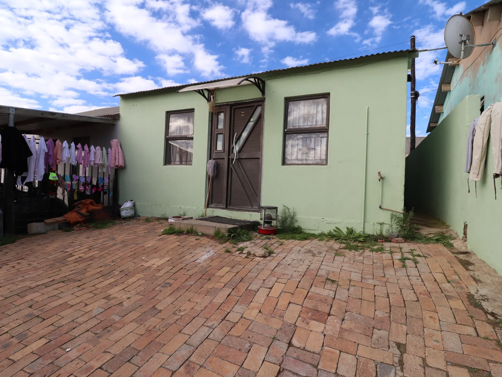 Charming 2-Bedroom Home with Income-Generating Rental Unit