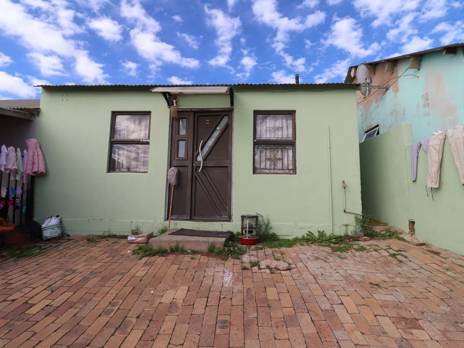 Charming 2-Bedroom Home with Income-Generating Rental Unit