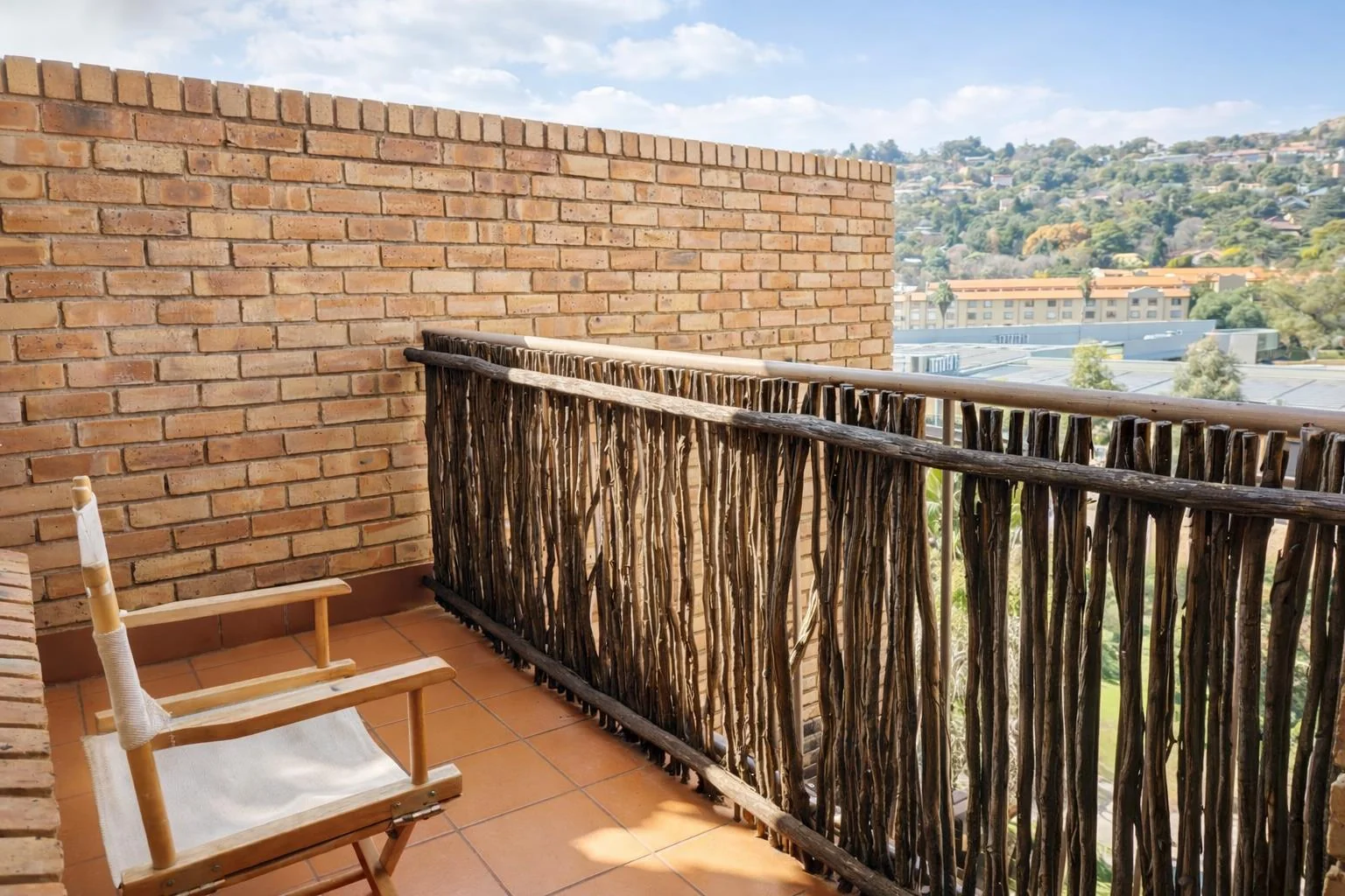2 bedroom Apartment with a View, a Real Treat