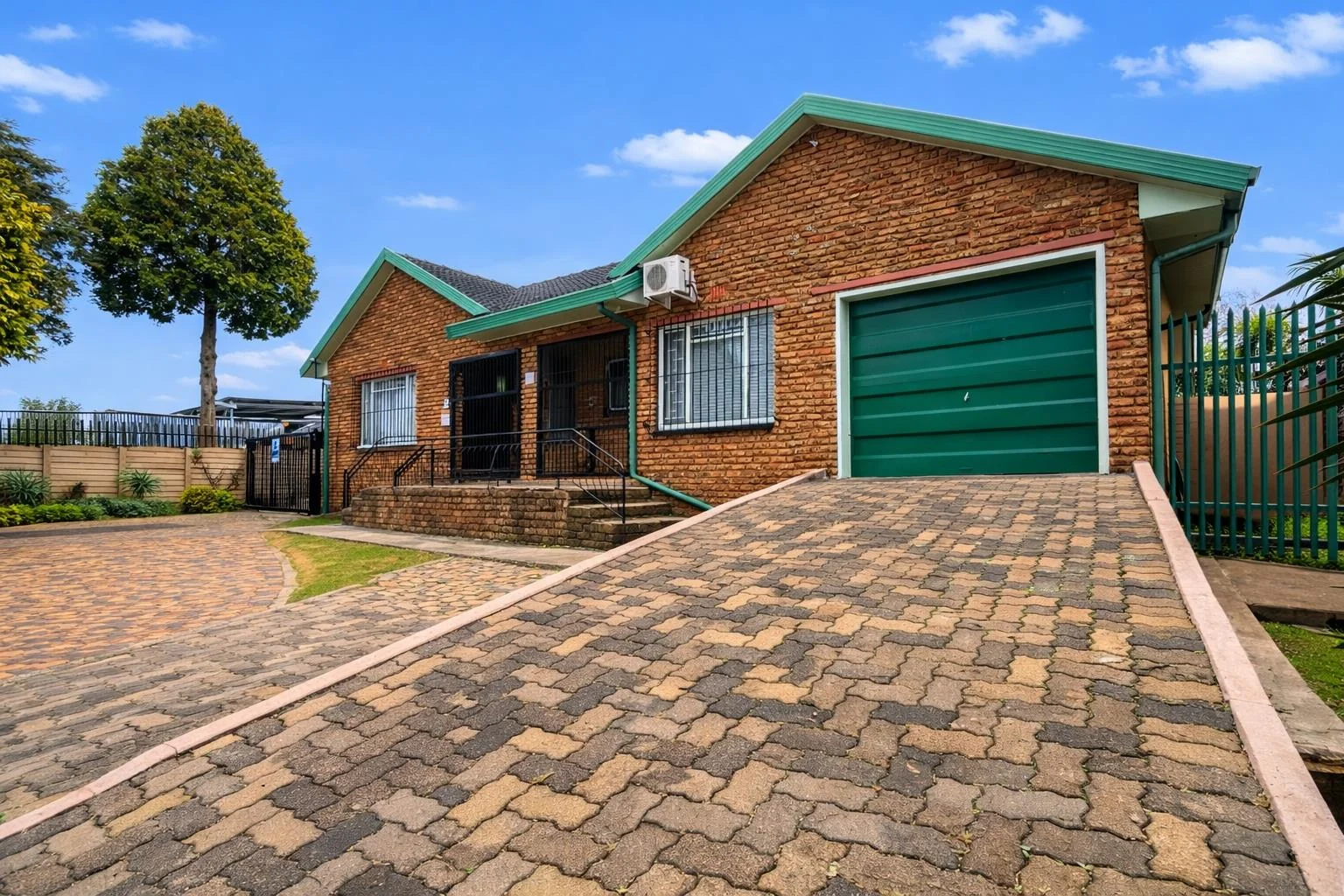 3 Bedroom House for Sale