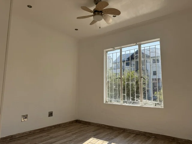Well-Presented Duplex in Sought-After Aloe Place, Greenstone Hill