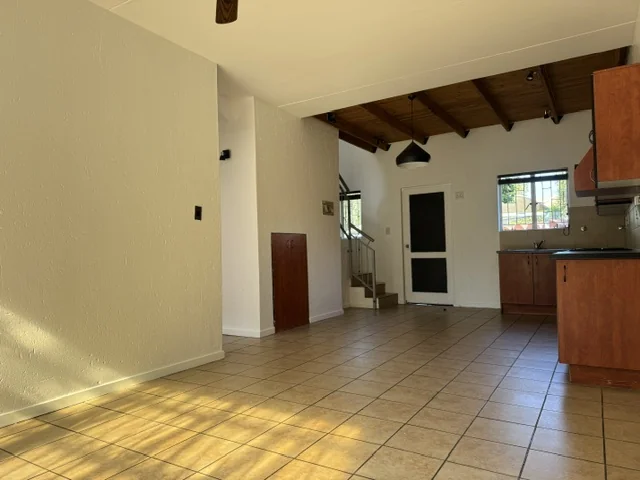 Well-Presented Duplex in Sought-After Aloe Place, Greenstone Hill