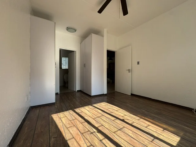 Well-Presented Duplex in Sought-After Aloe Place, Greenstone Hill