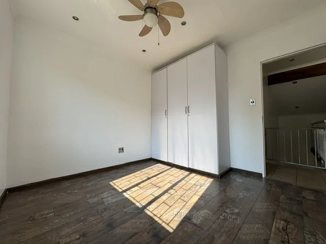 Well-Presented Duplex in Sought-After Aloe Place, Greenstone Hill