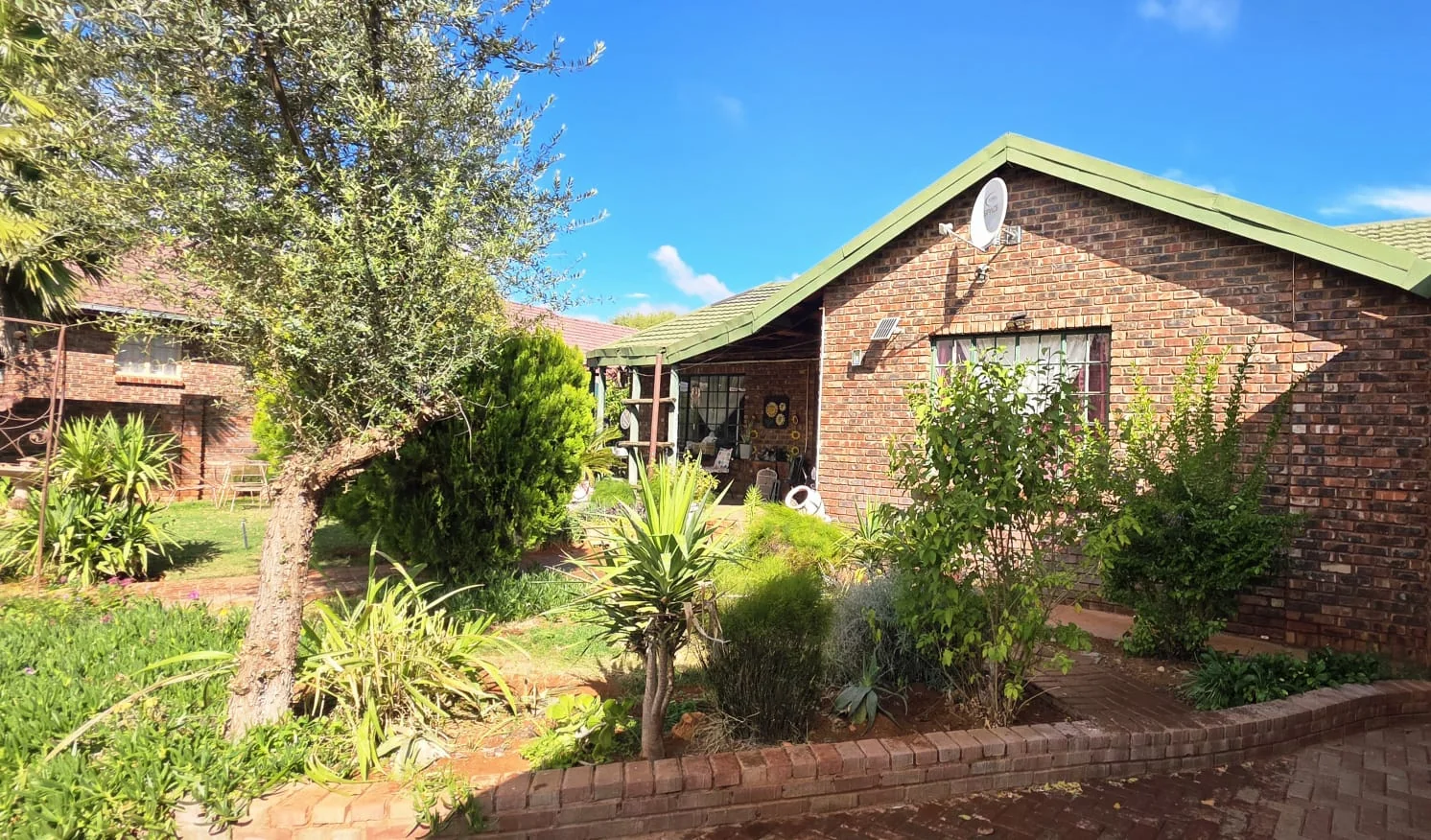 3 Bedroom House For Sale