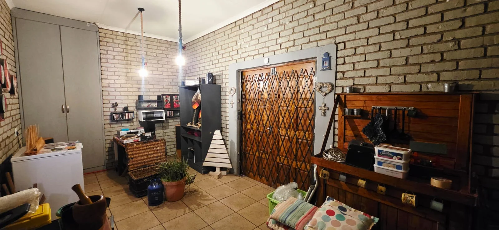 3 Bedroom House For Sale