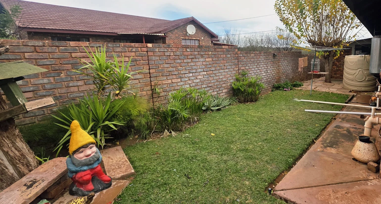 3 Bedroom House For Sale