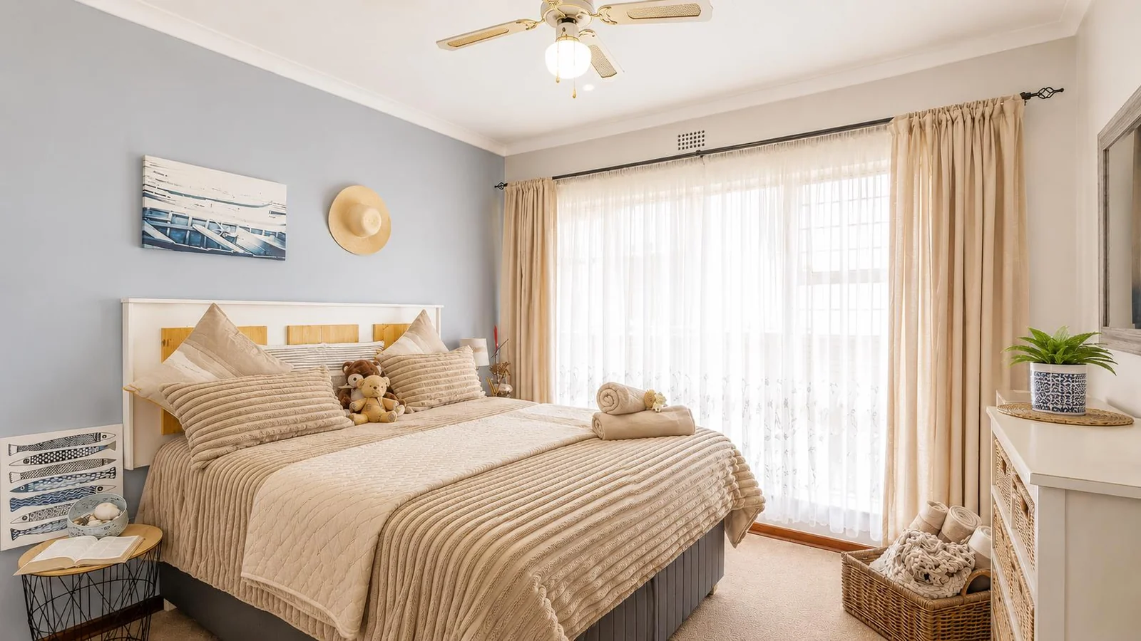 FAMILY SPACE WITH A PRIVATE FLATLET & INCOME POTENTIAL